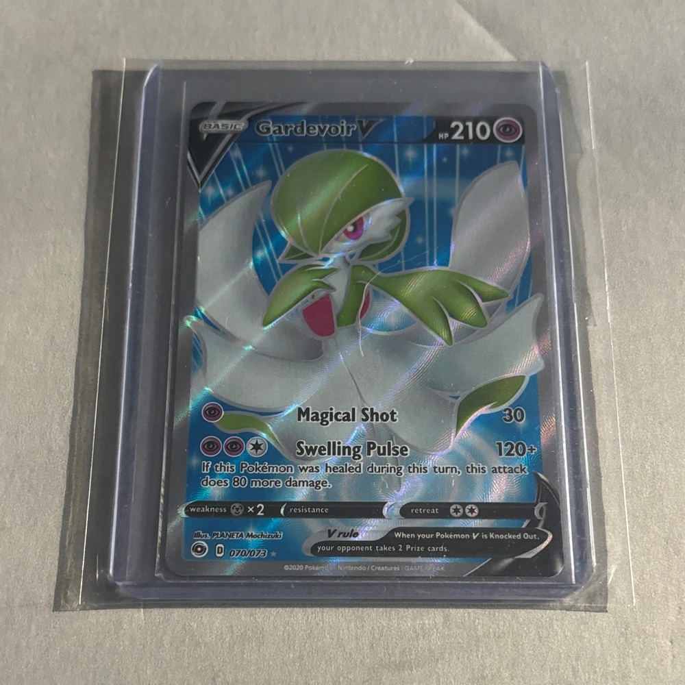 Pokemon TCG: Gardevoir V 70/73 Full art